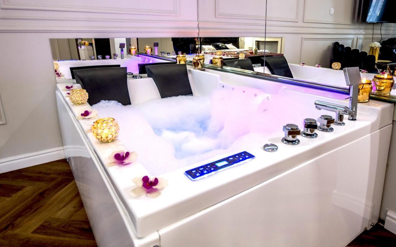 Luxury Jacuzzi Apartment Krakau Exterior foto